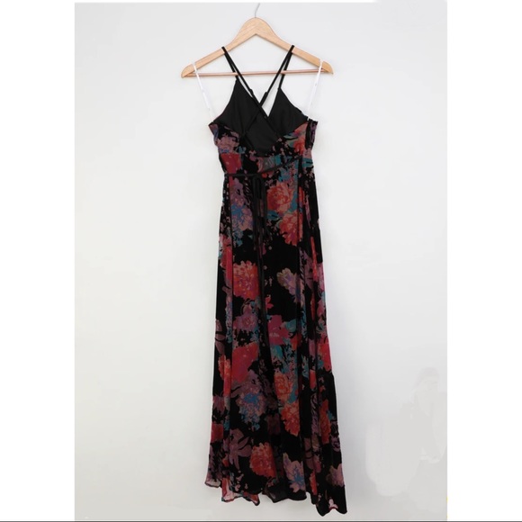 Lulus NWT Mood for Romance Black Floral Print Velvet Wrap Maxi Dress 👗 - Picture 5 of 10
